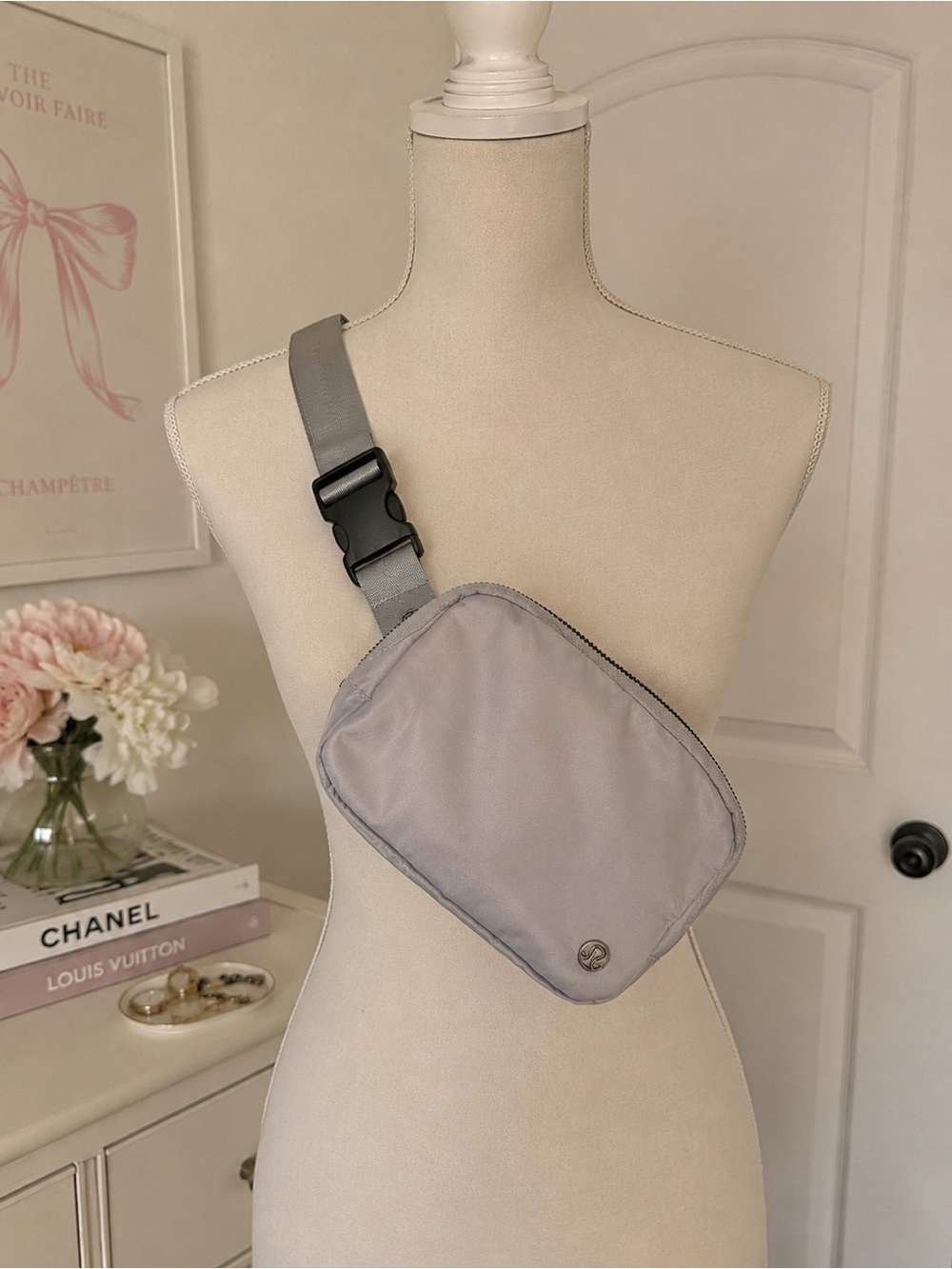 lululemon athletica belt bag